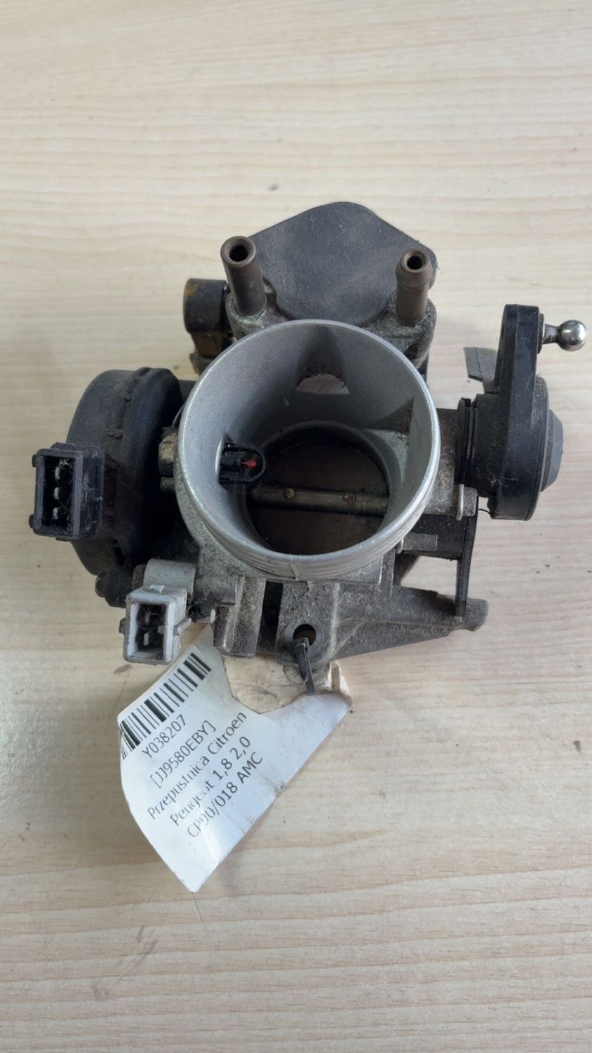 BOITIER DE PAPILLON CITROEN XANTIA 1.8i PHASE 1 cp.90/018