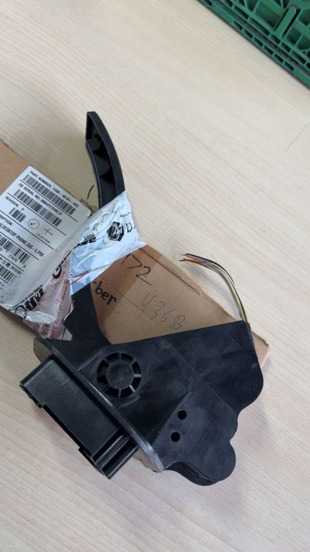 Pédale d'accélérateur pour Jaguar S-Type Berline (01.1999 - 11.2009), № XR83-9F836-BB