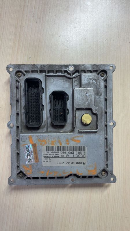 Calculateur Ecu Smart 0003107V007 0261205005
