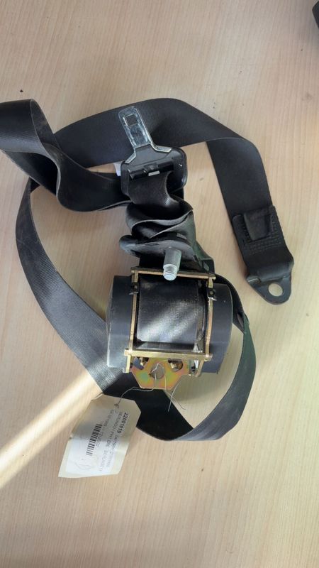 Ceinture de sécurité avant Citroën Peugeot 9632474280 96324742XX 8973CY