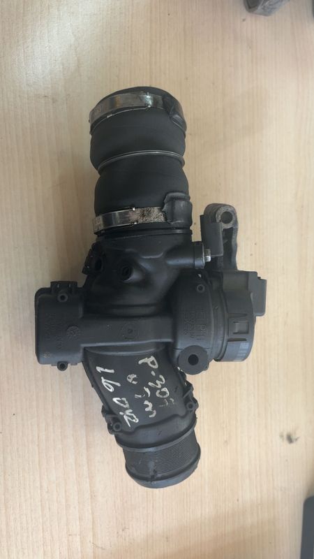 Boitier Papillon D'admission 9660030480 0345E4 Delphi 1.6 hdi Peugeot Citroen