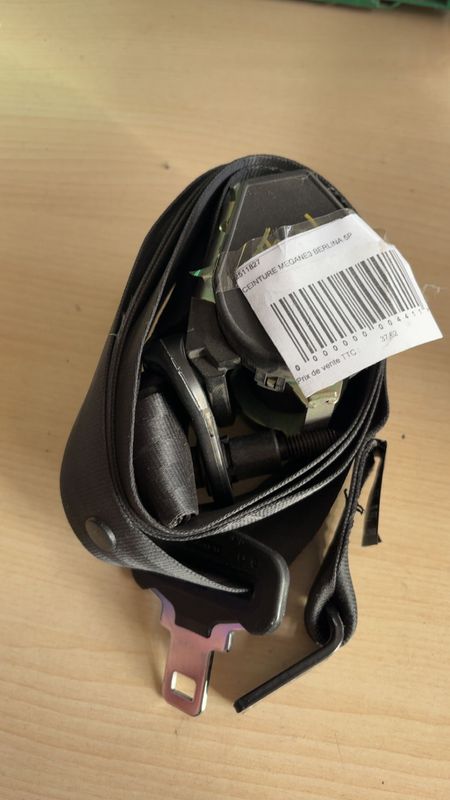 Ceinture sécurité arrière gauche - Renault MEGANE - 888419897R