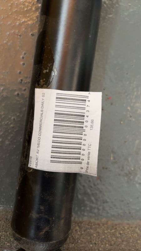 VAN-MAGNUM AMORTISSEUR Type d'amortisseur: Pression de gaz, Modèle d'amortisseur: Amortisseur télescopique, Mode de serrage d'amortisseur: Bossage en haut, Mode de serrage d'amortisseur: Bossage en ba