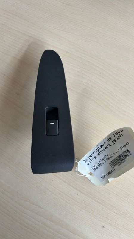 KIA Sportage Interrupteur commade lève-vitre 4915201110 935803W000 535751H000