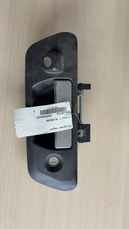 Poignée de hayon occasion - Renault ALASKAN DOUBLE CABINE - 906065JL0C