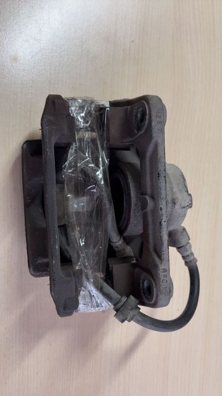 0204y0 etrier renault kangoo 1.9 dci 4x4 / 10.03/2.003