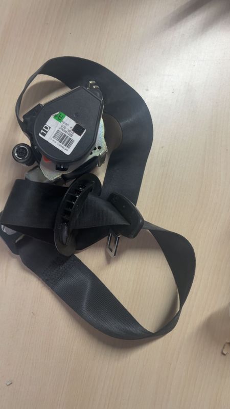 Ceinture de sécurité 6241197a