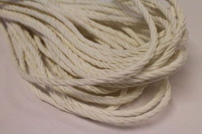 Finnisches Papiergarn 4-fach 96/4 330g ca. 112 m  Strang