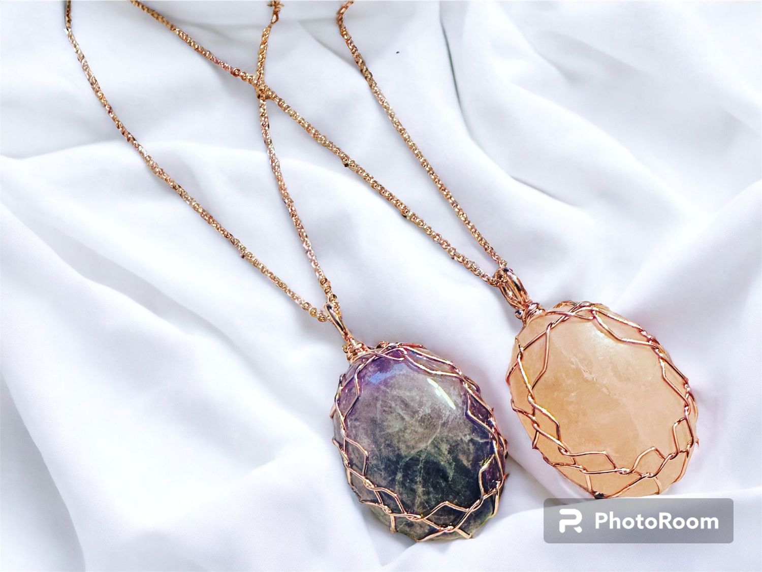 Pink gemstone with rose gold wire