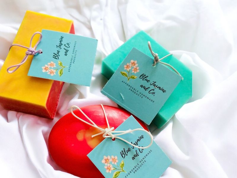 Homemade gift soaps| Handmade soaps| Goats milk soap| Moisturizing and scented|