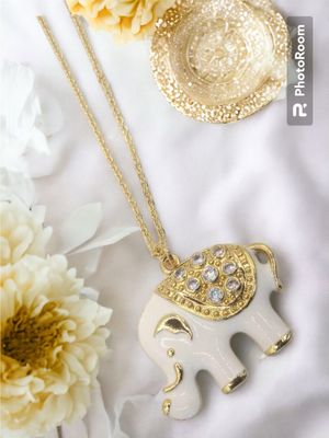 White and gold Ganesha pendant necklace