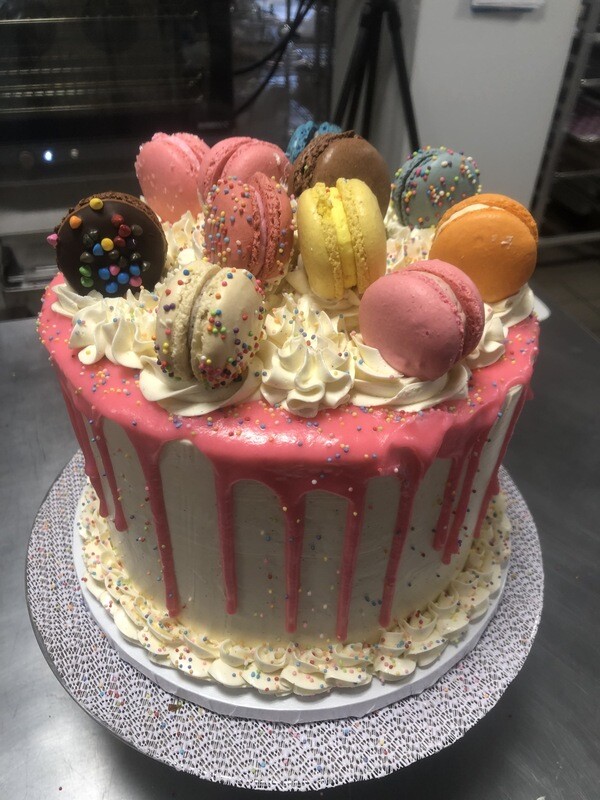 8-inch Round Cake (serves 10-14 people)