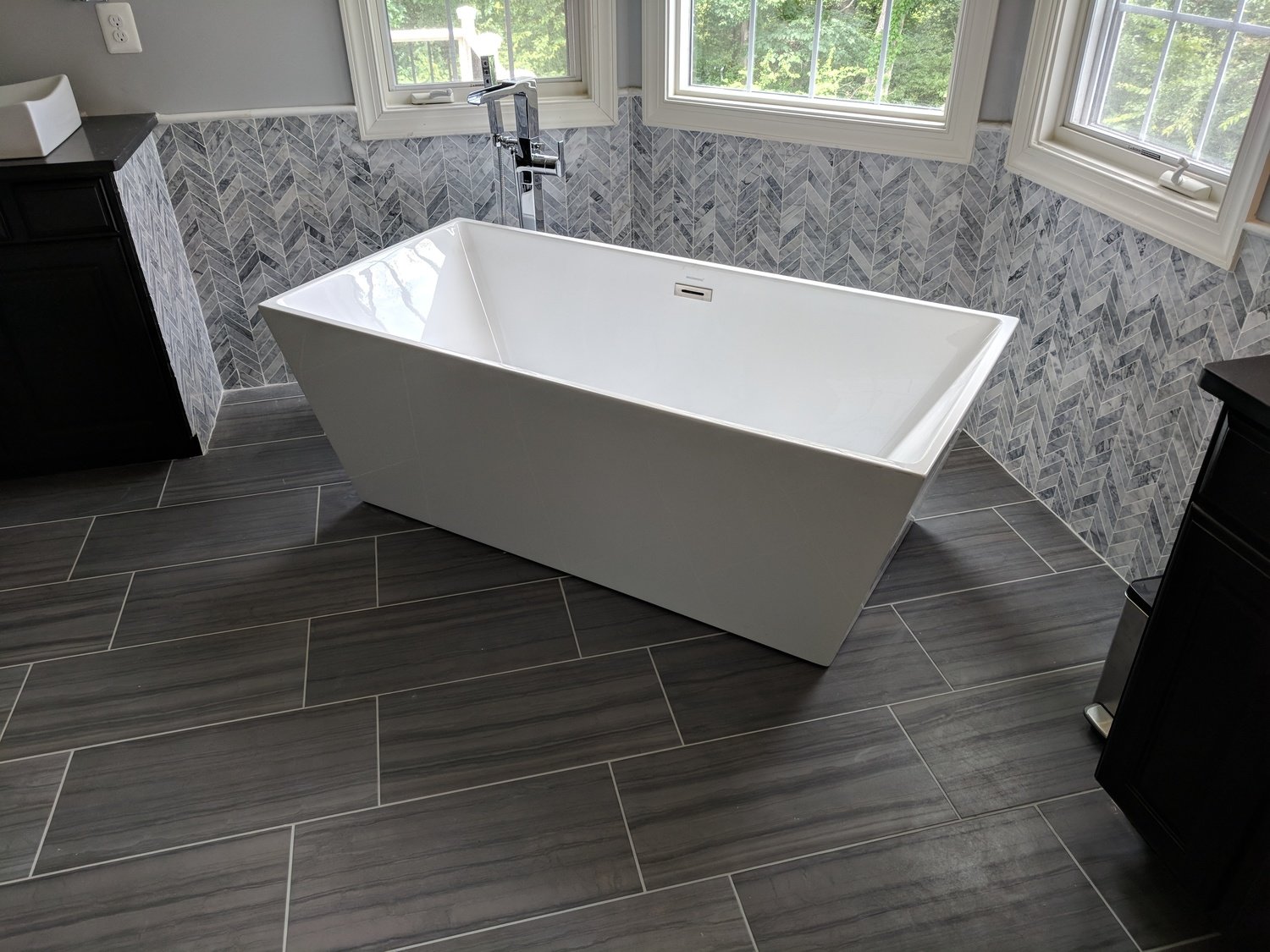 Freestanding Square Bathtub