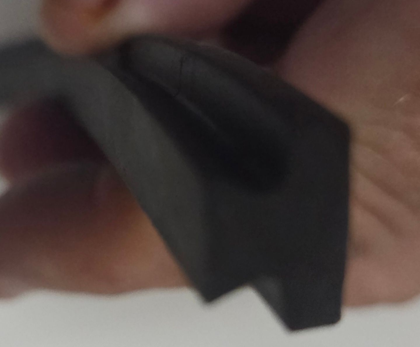 Bottom Rubber Foam Seal/ft.