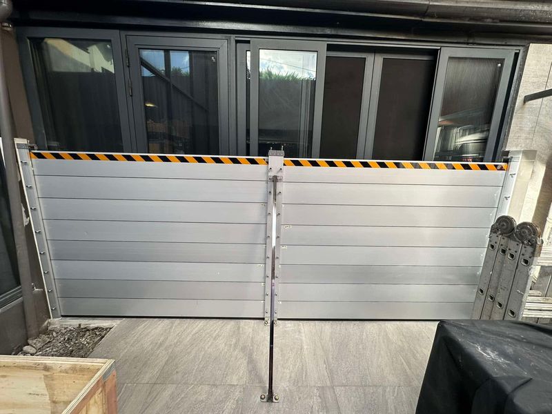 39" Aluminum Flood Barrier Brace