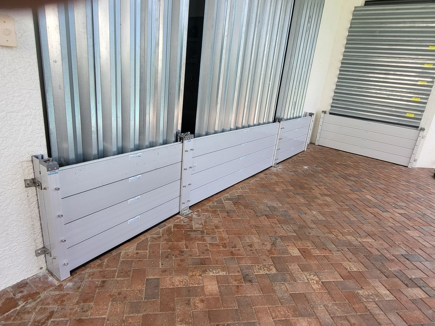 47" Aluminum Flood Barrier Outside Bracket