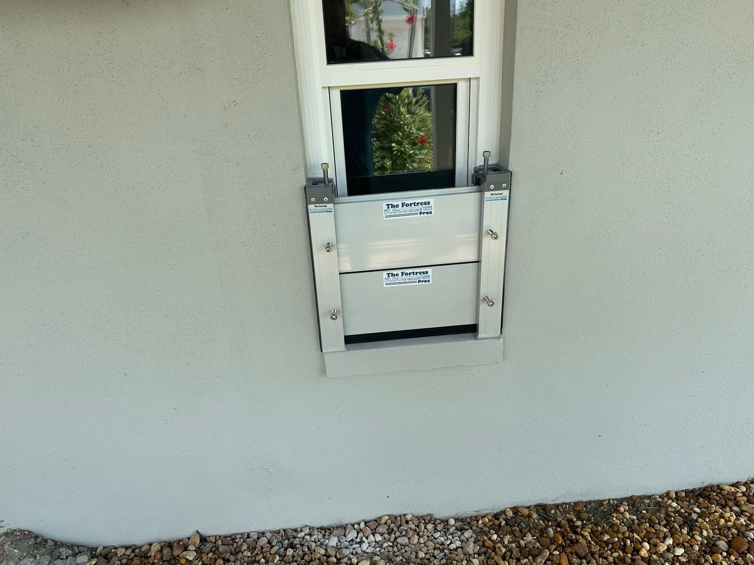 15" Bracket 2 ft. Wide Window Flood Barrier