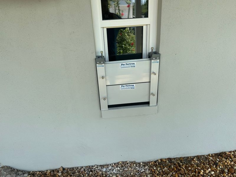 15" Bracket 2 ft. Wide Window Flood Barrier