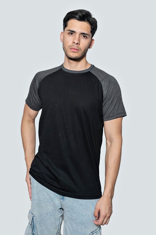 Raglán color negro con gris oscuro