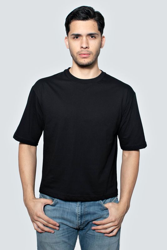 Boxy Fit color negro