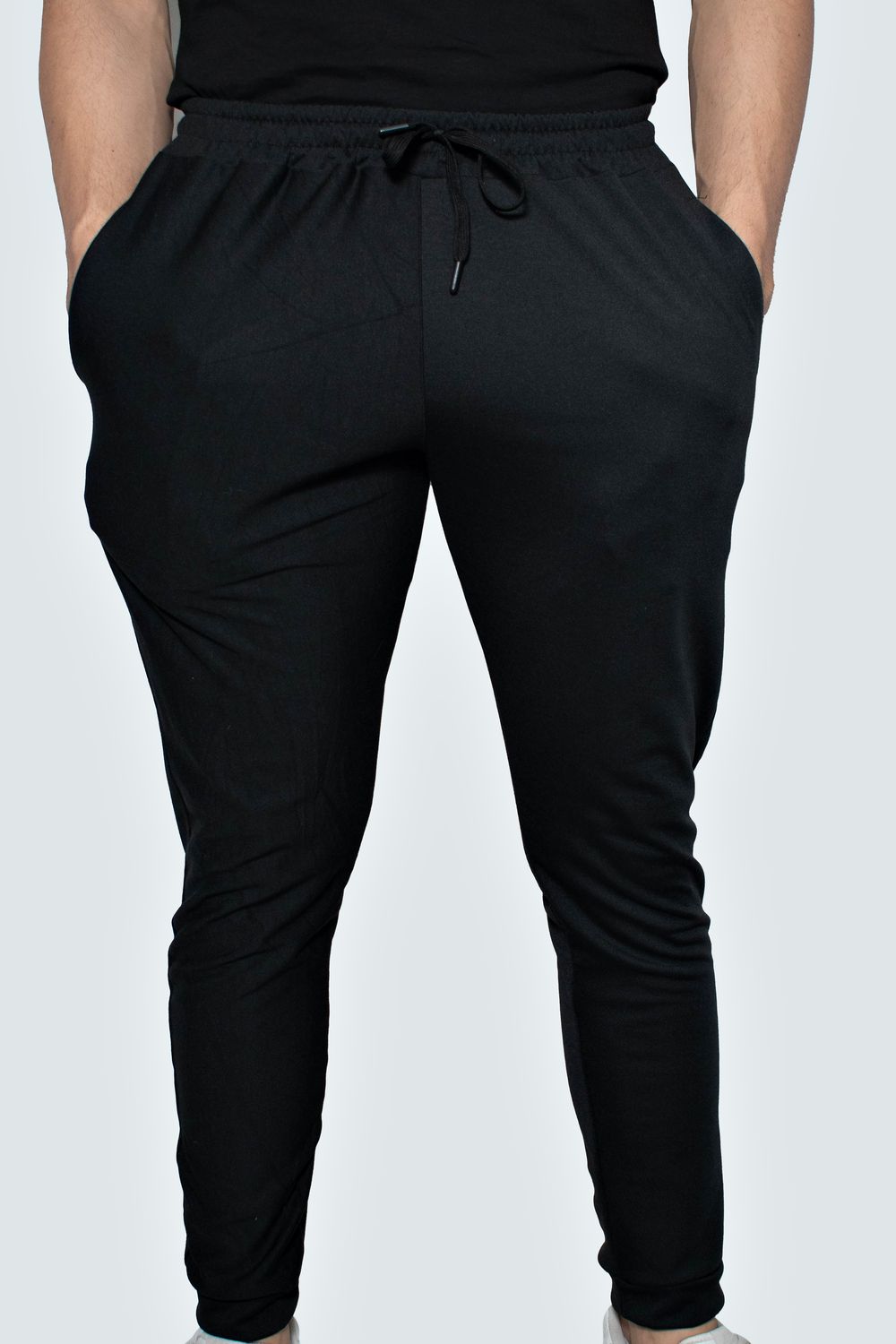 Joggers color negro