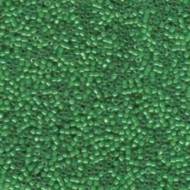 Miyuki Delica 11/0 - DB0274 - Lined Pea Green Luster