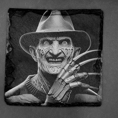 Leistenen onderzetter gebaseerd op Nightmare on Elmstreet