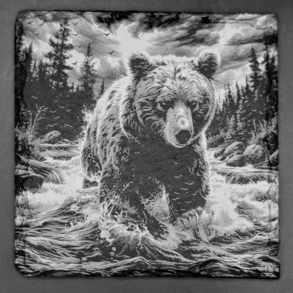 Leistenen onderzetter - Gravure van een beer
