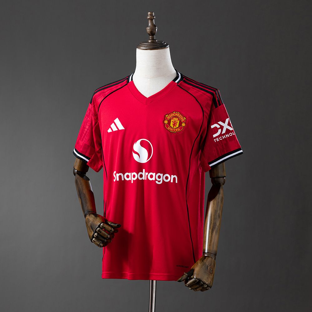 Man Utd 2025/2026 Home Kit