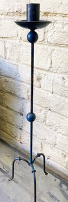 Antieke stijlvolle  driepotige ijzeren staafkandelaar voor kaarsen – handgemaakt ca. begin 20ste eeuw