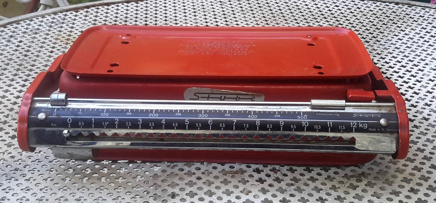 Vintage Weegschaal van Stube – W. Germany, ca. 1949–1990