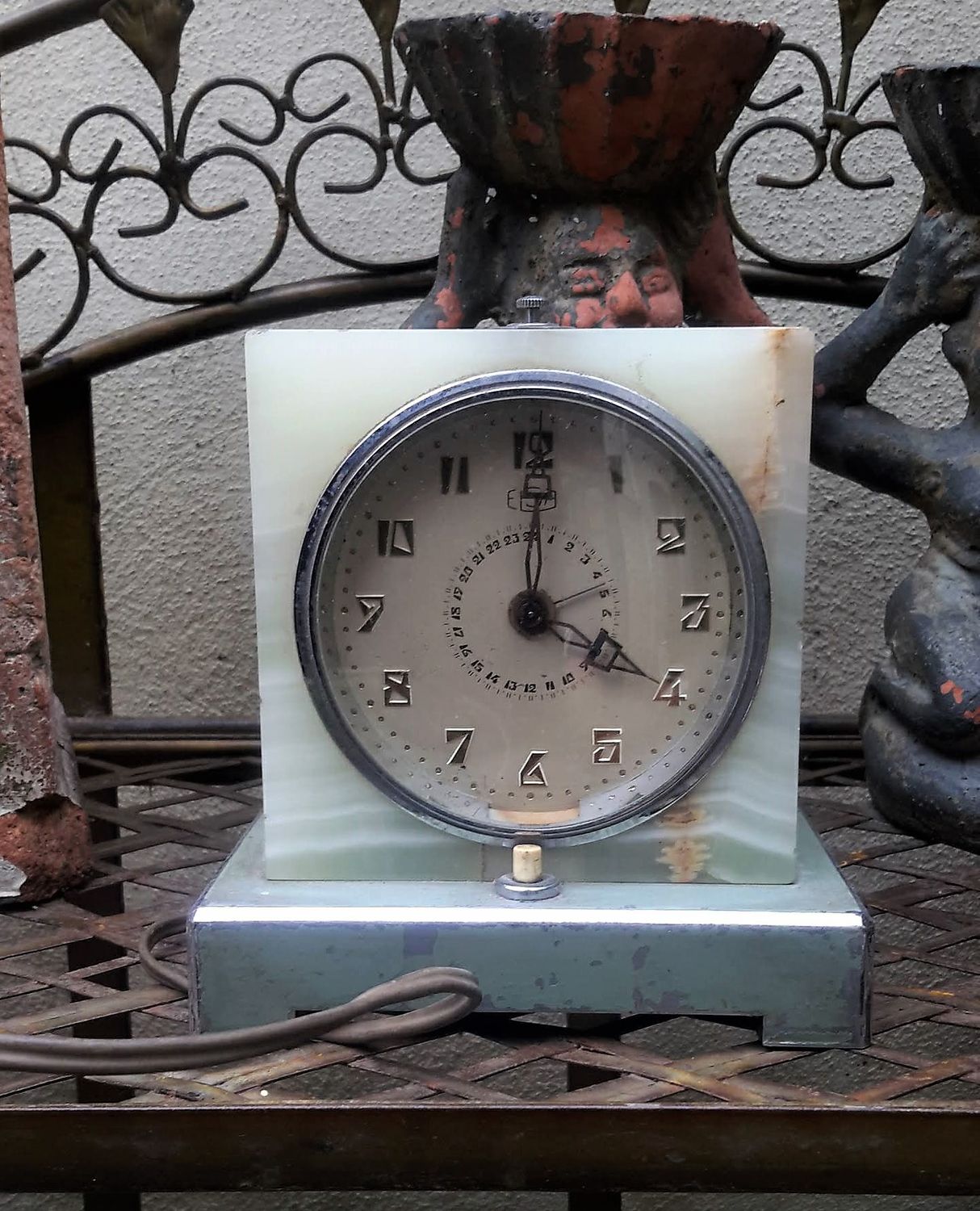 Art deco Groen marmeren elektrische Mantelklok - Elsa France 1930's