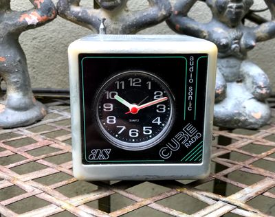 Audio Sonic AS radiowekker met analoge display – jaren 1980