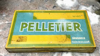 vintage metalen stempelkussen Pelletier Brussel jaren 50