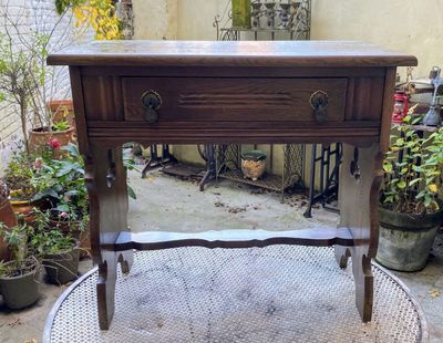 Antiek eikenhouten bijzettafeltje met lade – Eerste helft 20ste eeuw