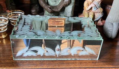 Unieke vintage sieradendoos in spiegelglas – handgemaakt en tijdloos