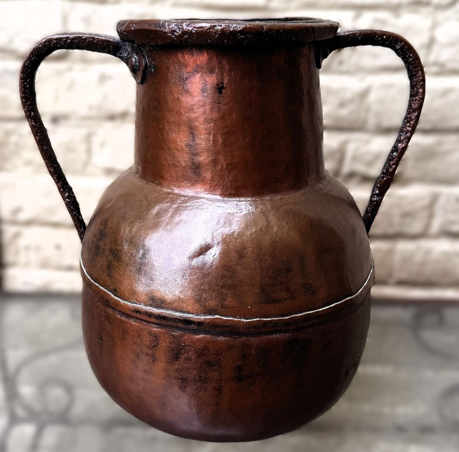 Authentiek 18e-eeuws Frans koperen opslagvat uit Villedieu-les-Poêles – Antiek decoratief pronkstuk