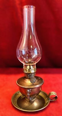 Vintage jaren 1960 miniatuur koperen olielamp Cadeau 3 Suisses, HONG KONG jaren 60