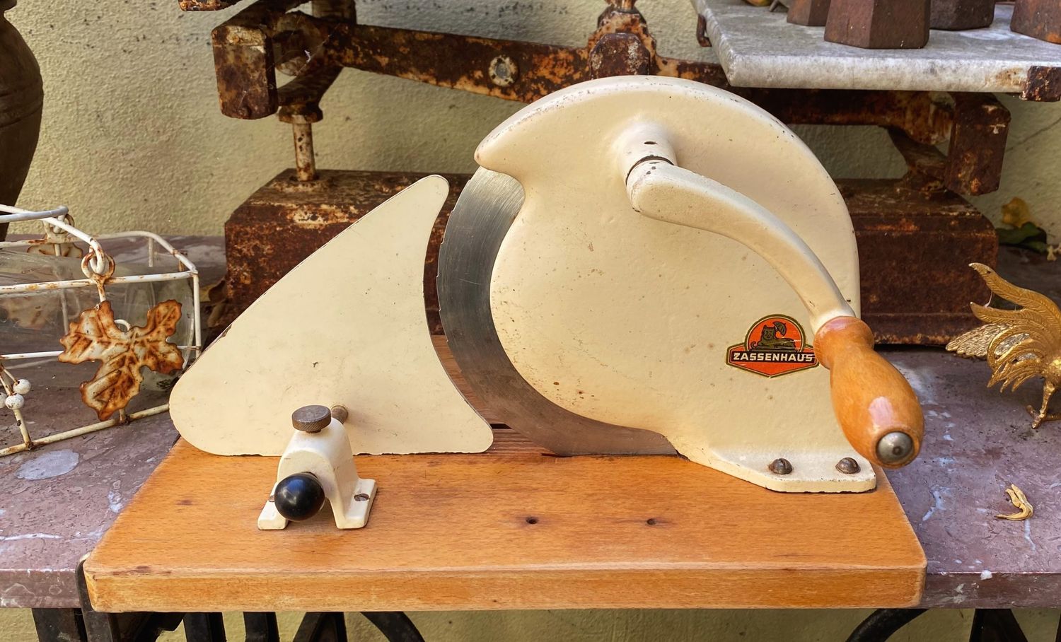 Vintage handmatige broodsnijder gemerkt Zassenhaus jaren 50