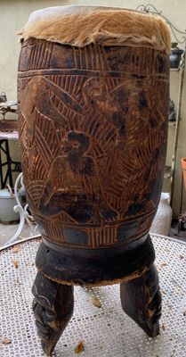 Vintage Afrikaanse djembe - decoratief houtsnijwerk