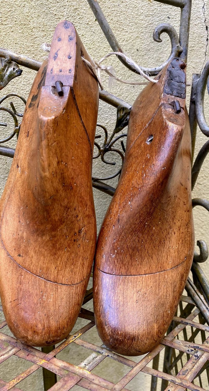 Koppel Originele antieke houten schoenleesten - maat 39