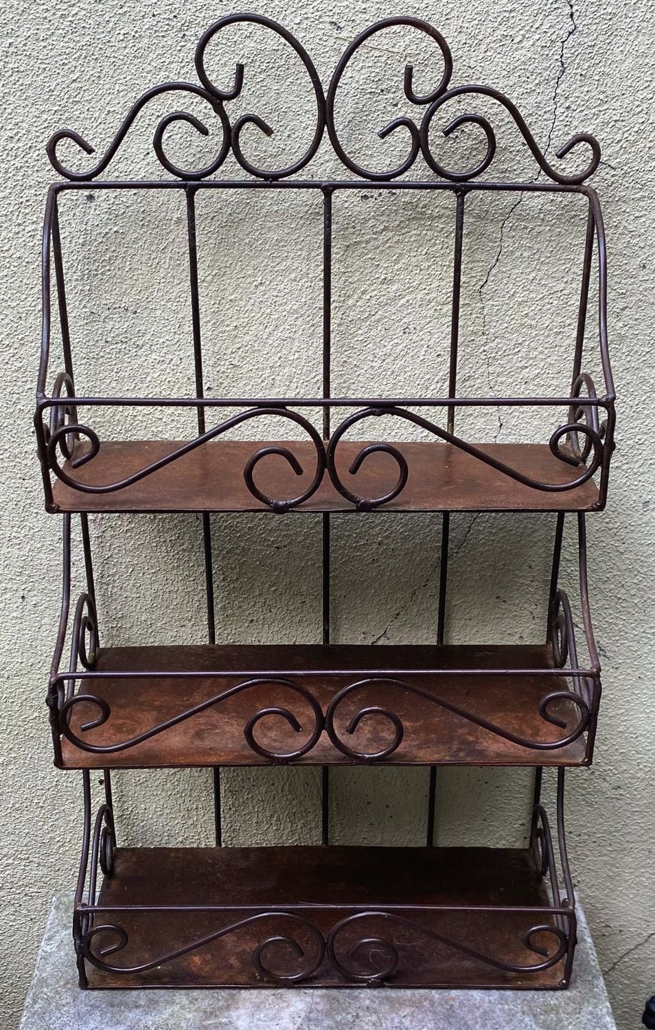 Vintage rustiek ijzeren wandkruidenrekje Vintage rustiek ijzeren wandkruidenrekje