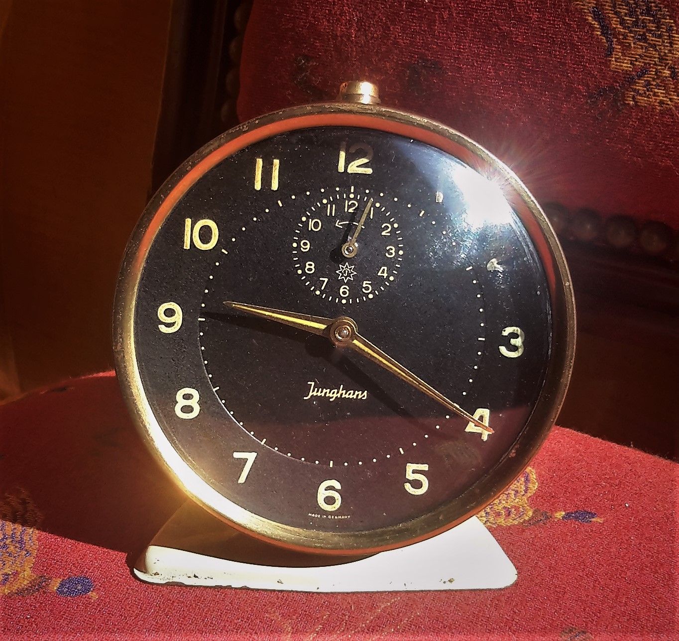 Decoratieve Oude wekker merk Junghans