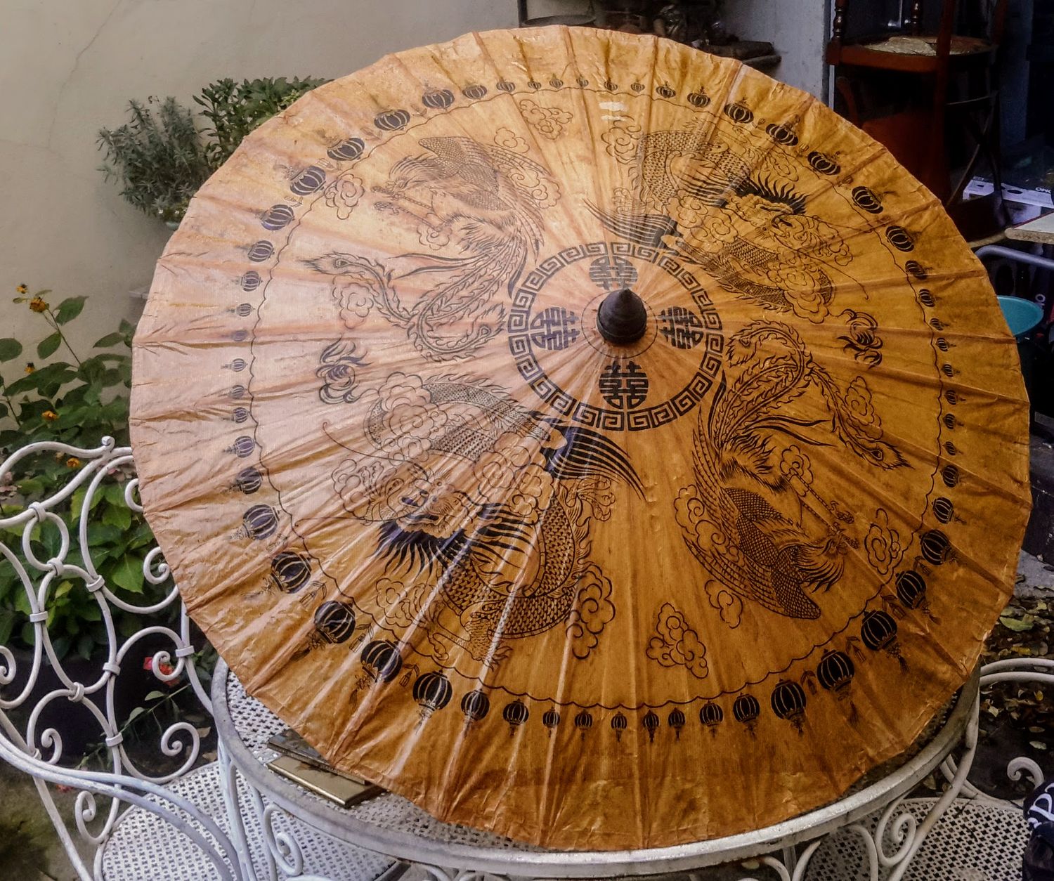 Handgemaakte Oosterse perkamenten paraplu