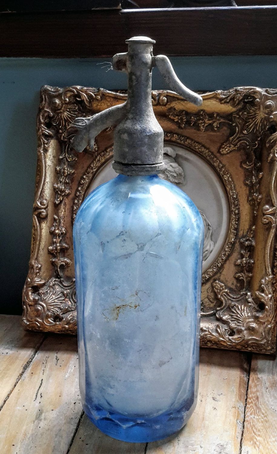 Zeldzame lichtblauwe "Romanian Seltzer Bottle" Soda - of Sifonfles gemerkt CP URSA