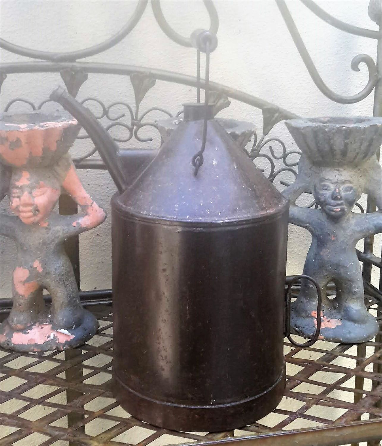 Decoratieve Franse ijzeren oliekan klein 1l