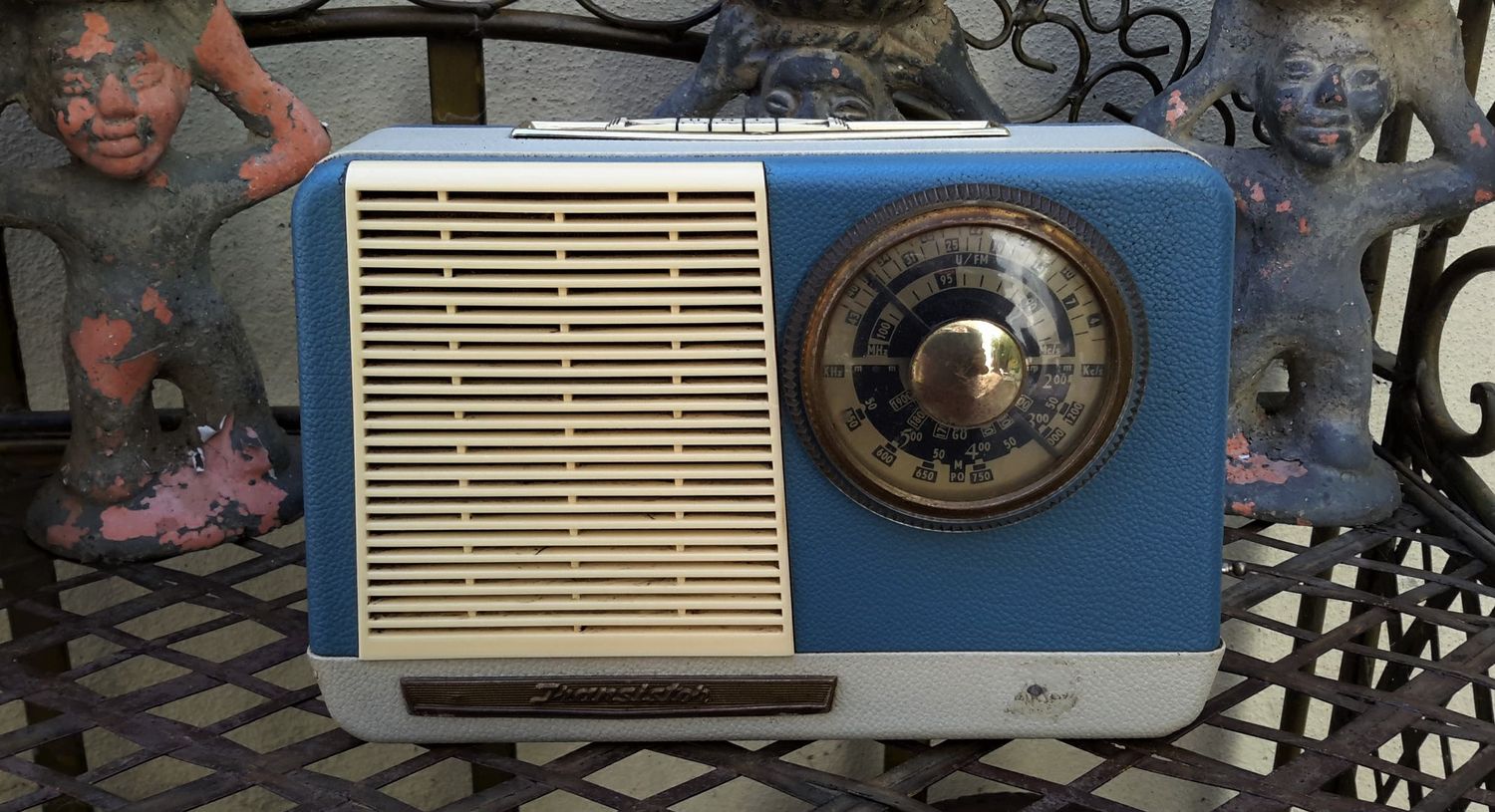 Retro Transistorradio SBR P23 uit 1961 Retro Transistorradio SBR P23 uit 1961