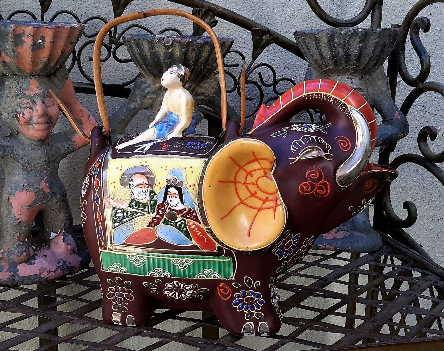 Decoratieve Satsuma olifanten theepot Decoratieve Satsuma olifanten theepot