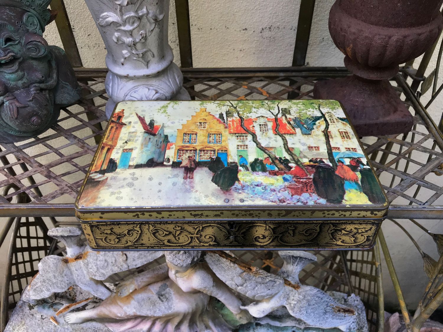 Blikken doos "Van Melle" tafereel marktplein