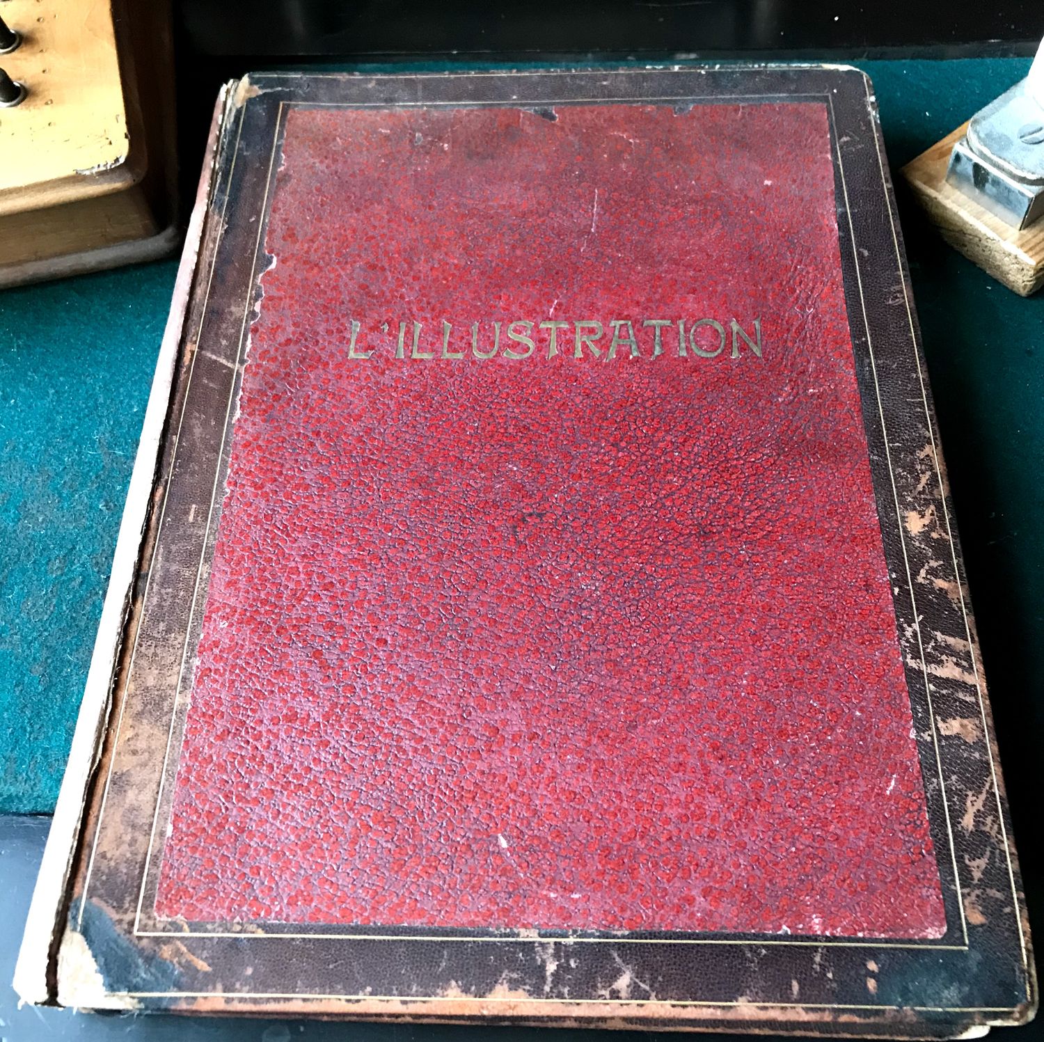 Prachtige Franse verzamelband van L`Illustration, edition speciale Noël 1930/1931/1932/1935